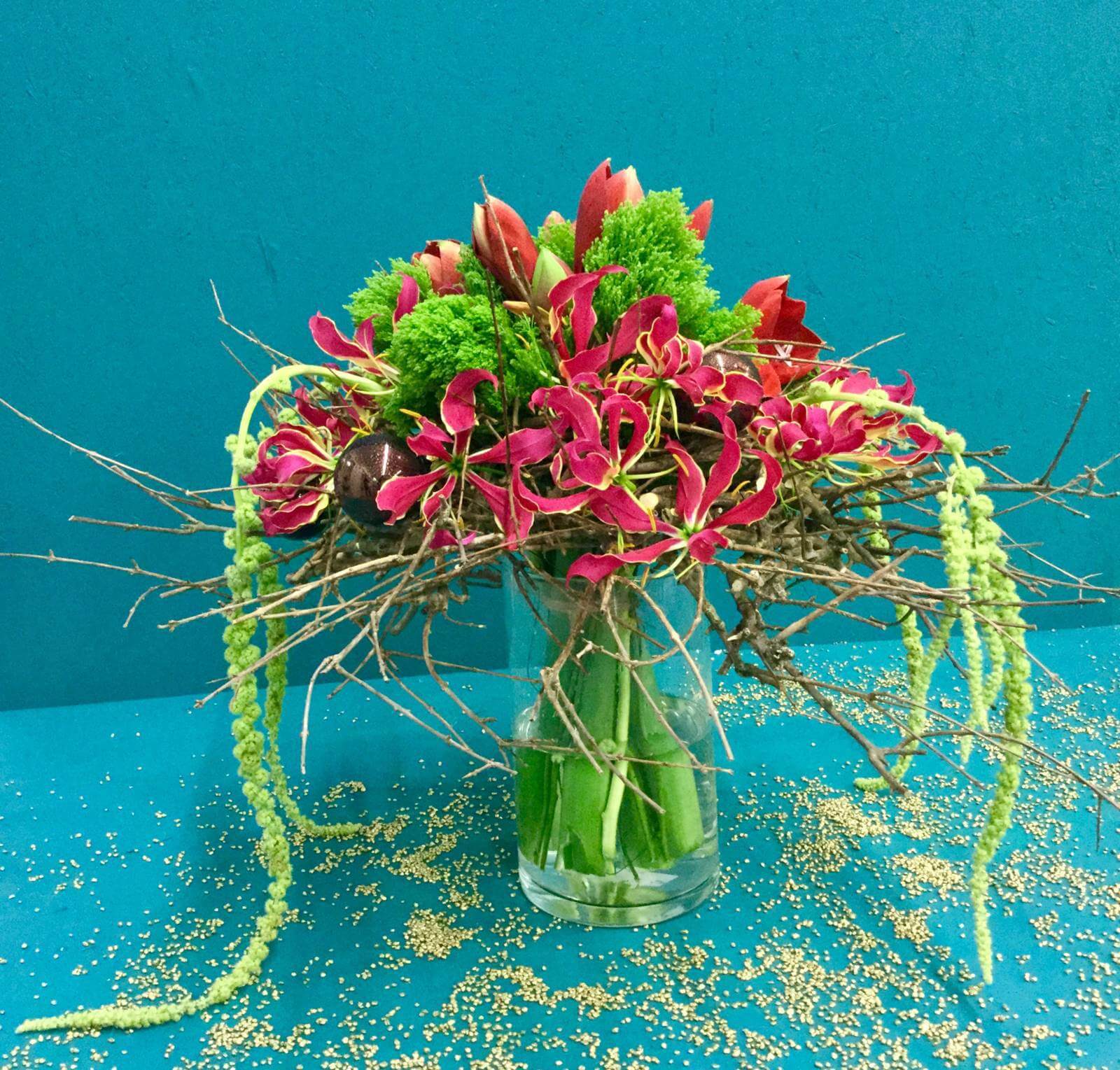 Floral composition for Christmas